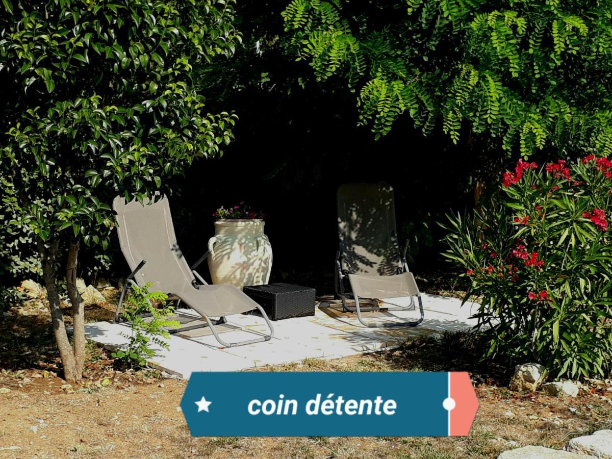 La Colombe Bed & Breakfast Tourrettes Dış mekan fotoğraf