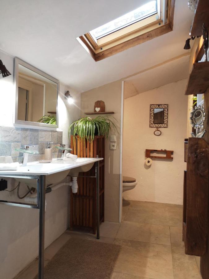 La Colombe Bed & Breakfast Tourrettes Dış mekan fotoğraf